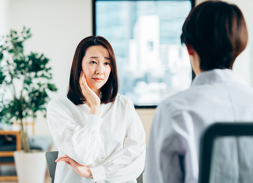 診察を受けている画像