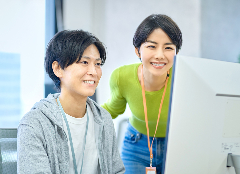 仕事をしている画像