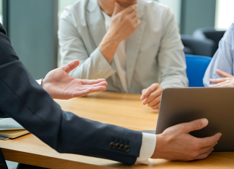 相談している画像