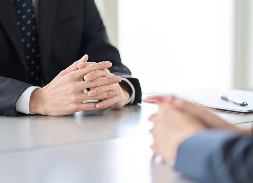 面談をしている画像