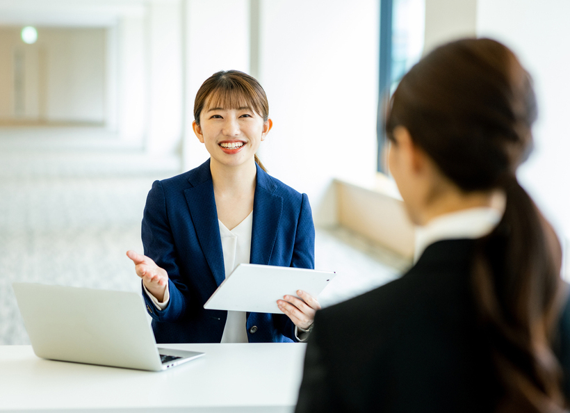 面談をしている画像