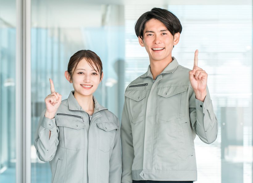 作業着の働く人の画像